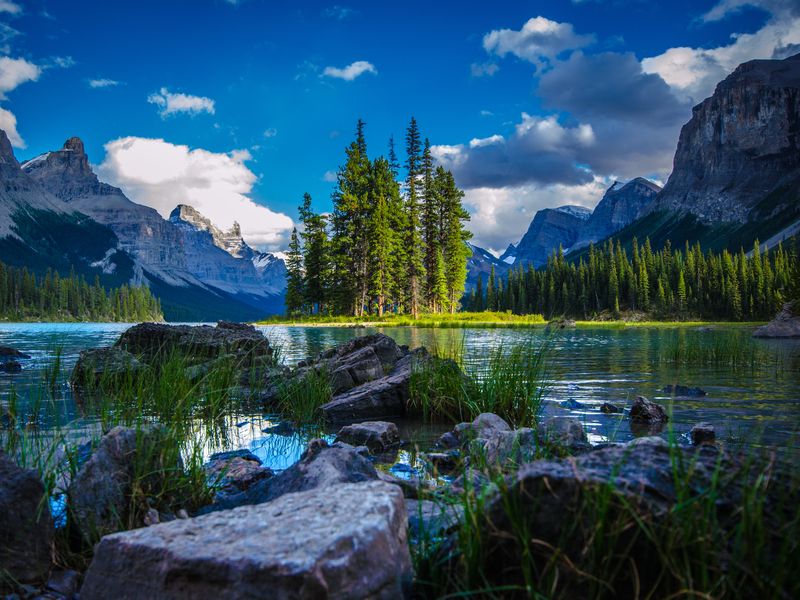 Spirit Island,Maligne Lake