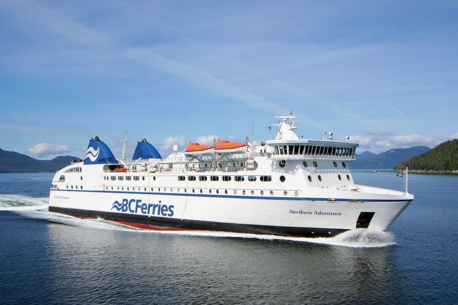 Schip van BC Ferries aan de kust van British Columbia in Canada.