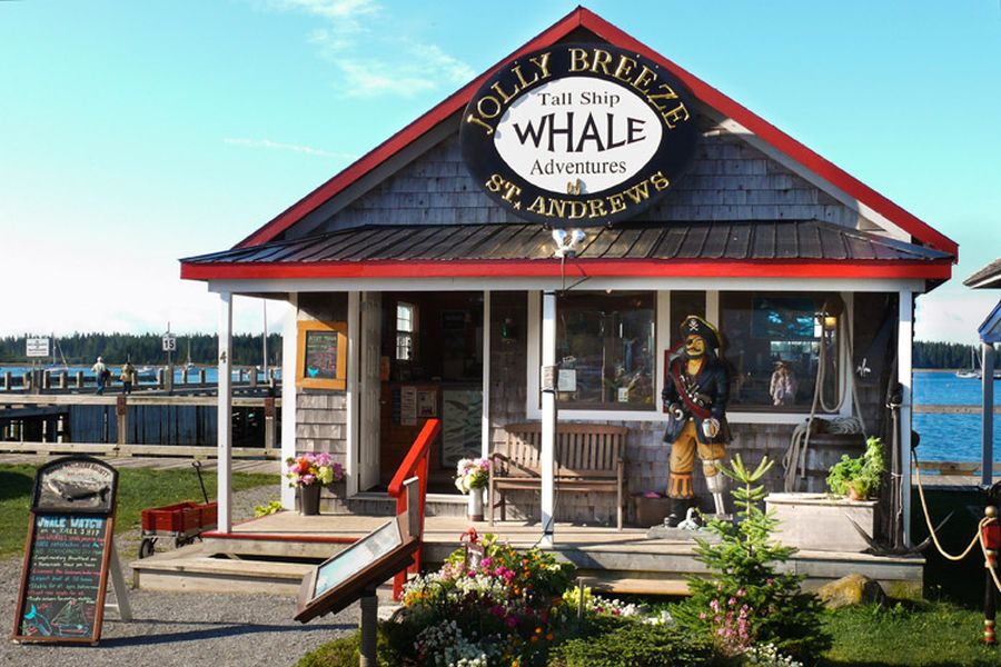 Vooraanzicht van Jolly Breeze Whale Adventures in New Brunswick in Atlantisch Canada.