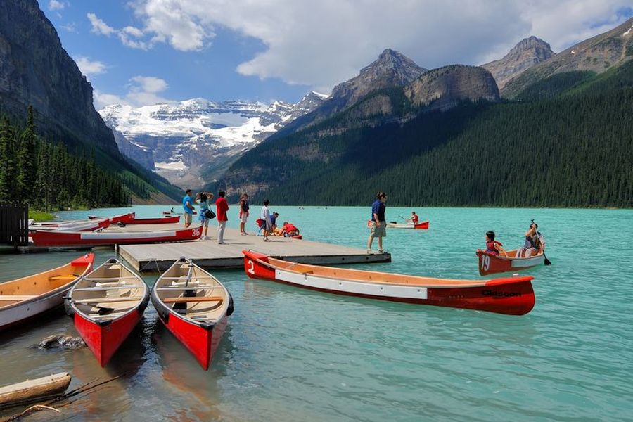 Kano’s bij Lake Louise in Alberta in Canada.