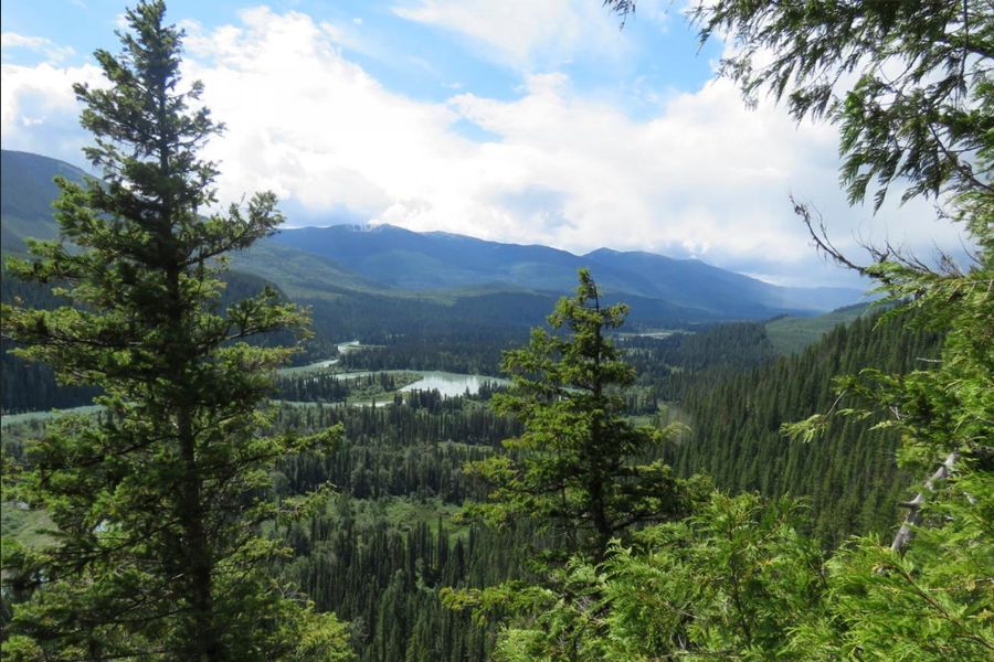 Uitzicht over de Cariboo Mountains in British Columbia in Canada.