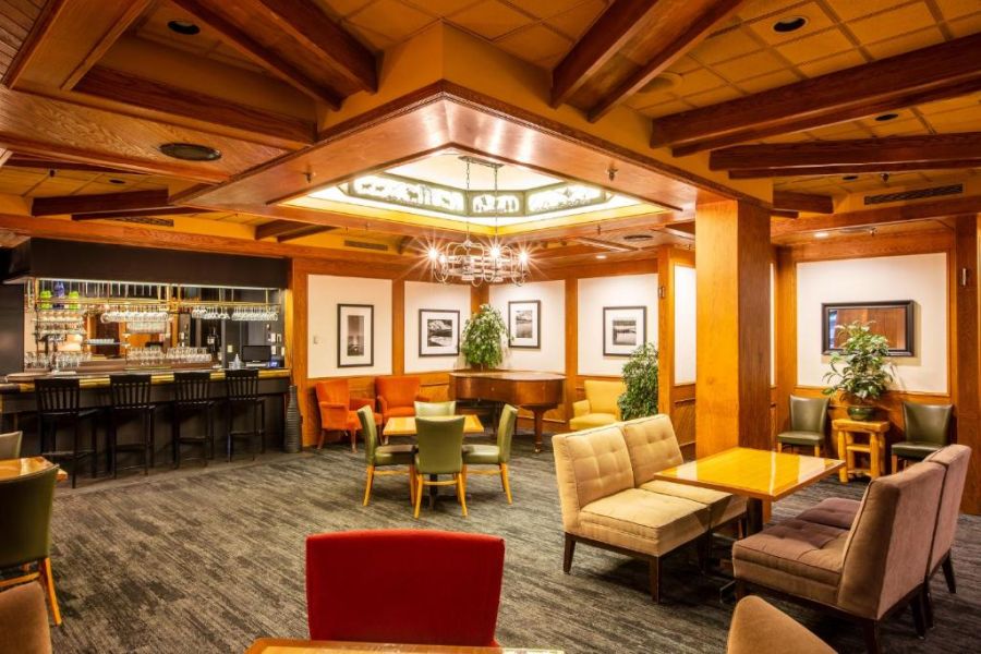 Lobby bij Chateau Jasper tijdens een reis naar Canada