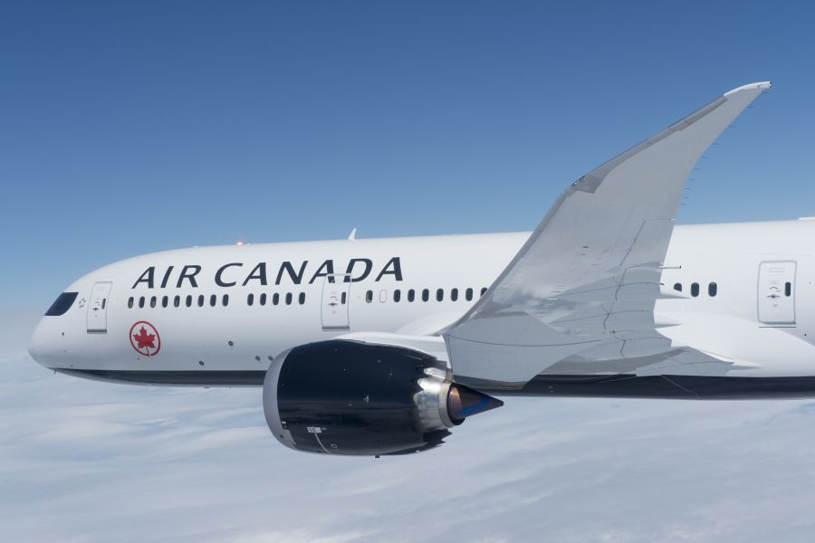 Toestel van Air Canada in de lucht
