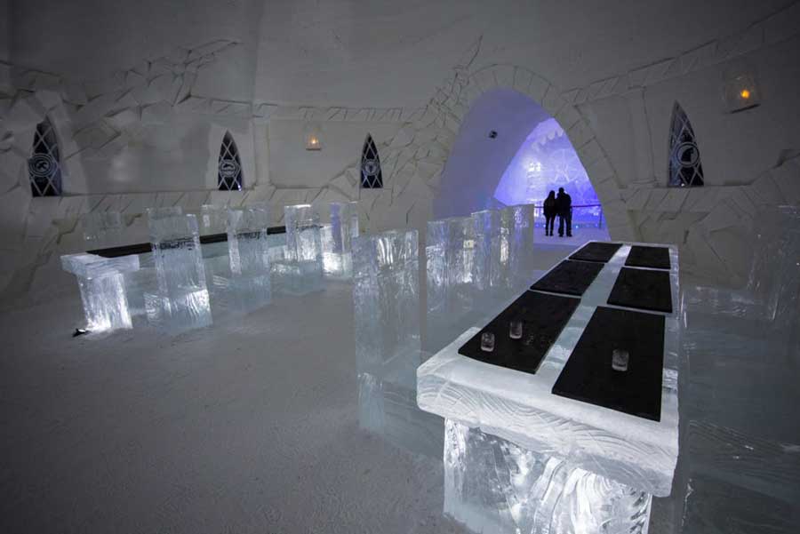 Snowvillage1