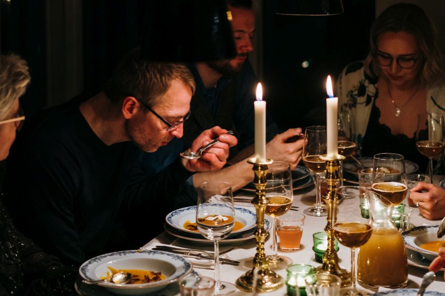 Heimablidni, Eat With The Locals