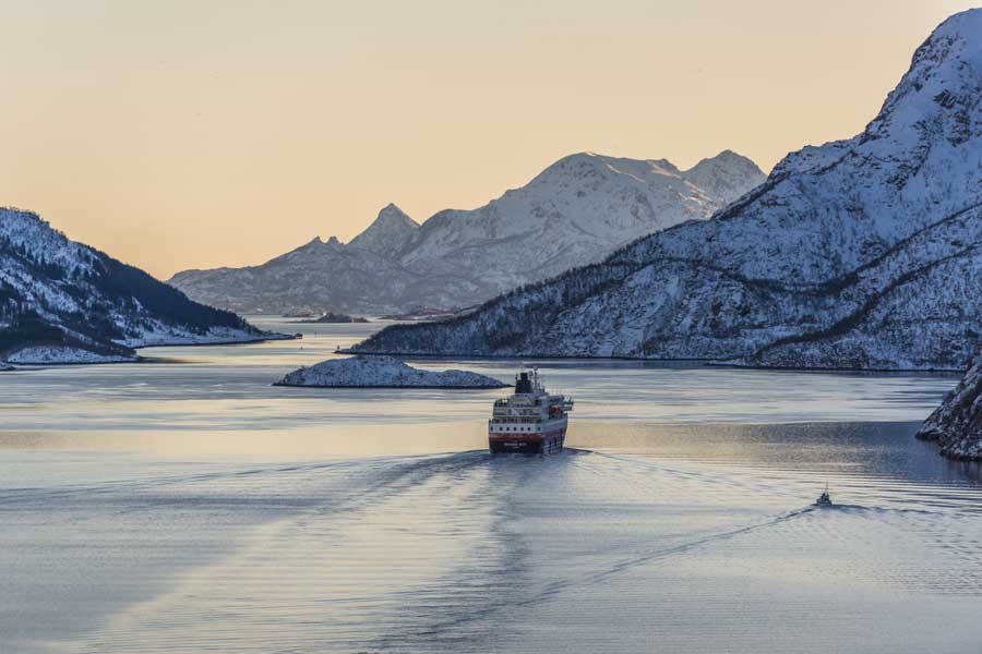 Hurtigruten Kerst reis Bergen - Kirkenes - Bergen