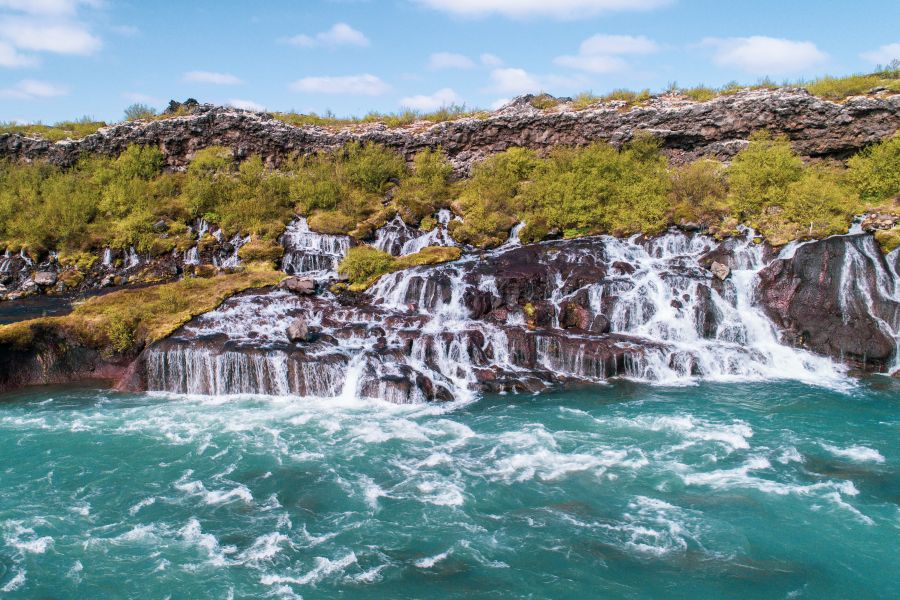 Hraunfossar Hraunfossar lava waterval West-IJsland