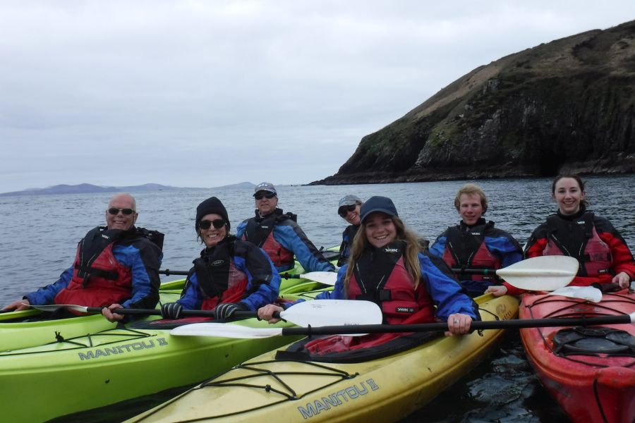 Dingle Bay kajakken, actieve busrondreis Ierland