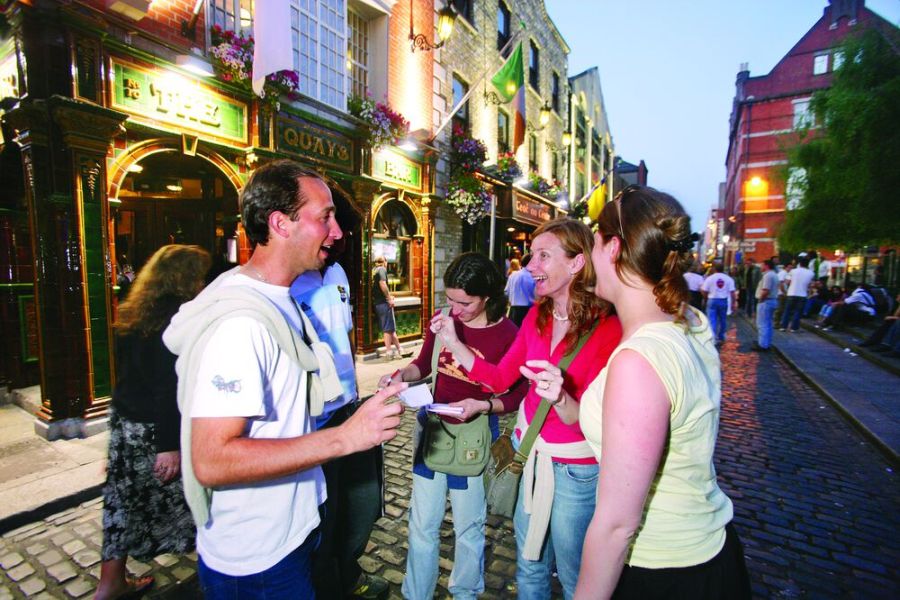 Dublin Temple Bar, budgetreis per bus Ierland