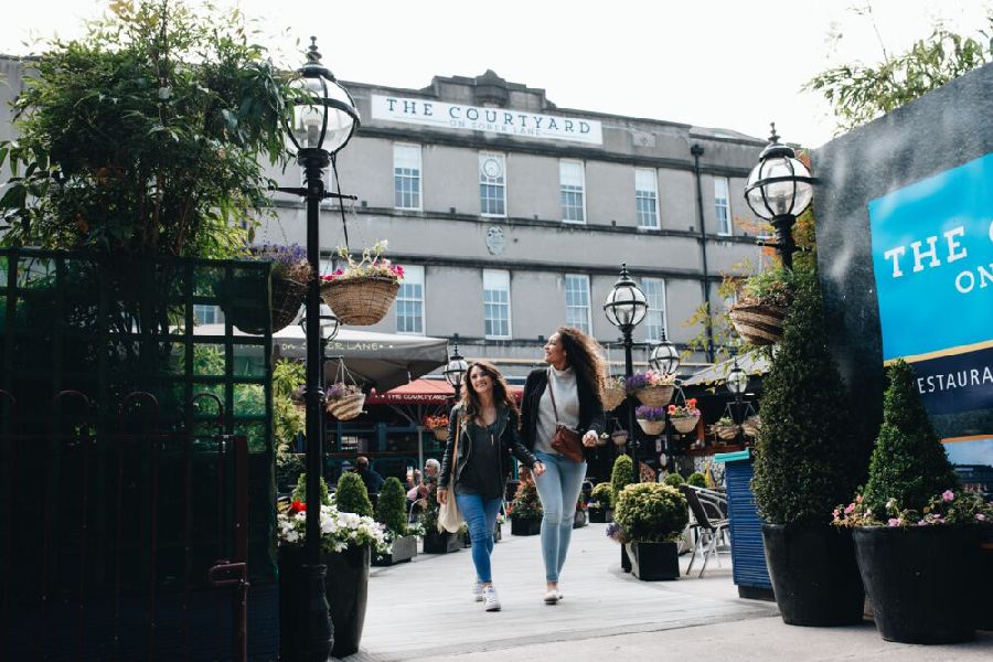 Shopping Cork