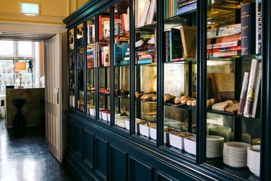 Kilkea Castle, Castledermot