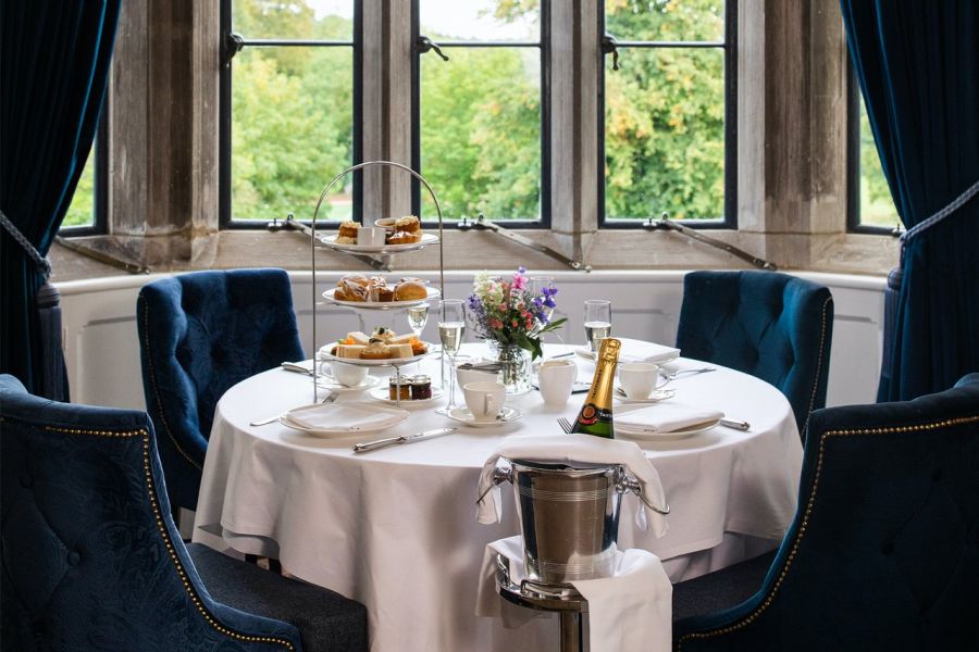 Kilkea Castle, Castledermot