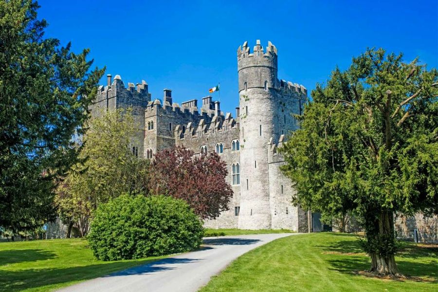 Kilkea Castle, Castledermot