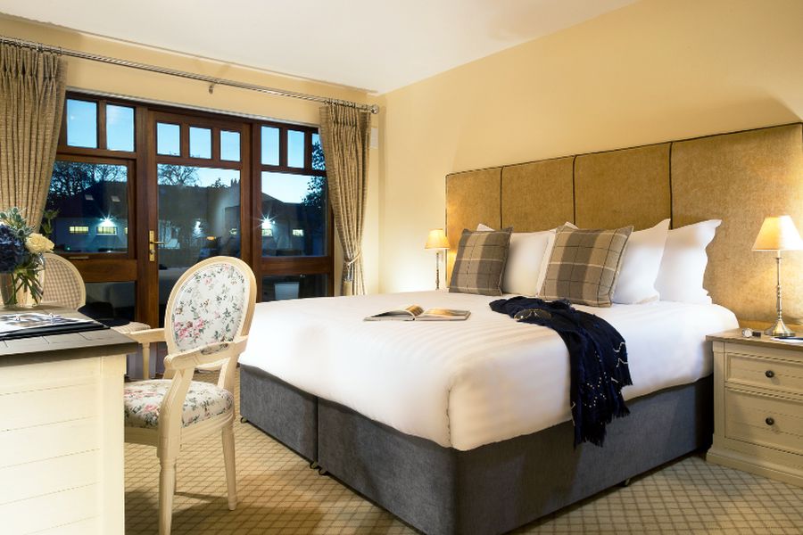 Kilkea Castle, Castledermot