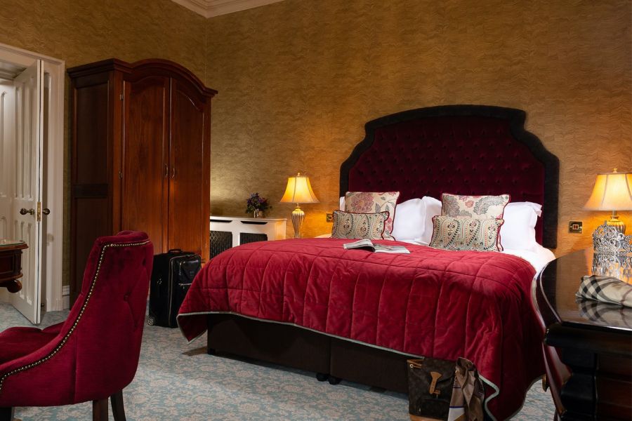 Kilkea Castle, Castledermot