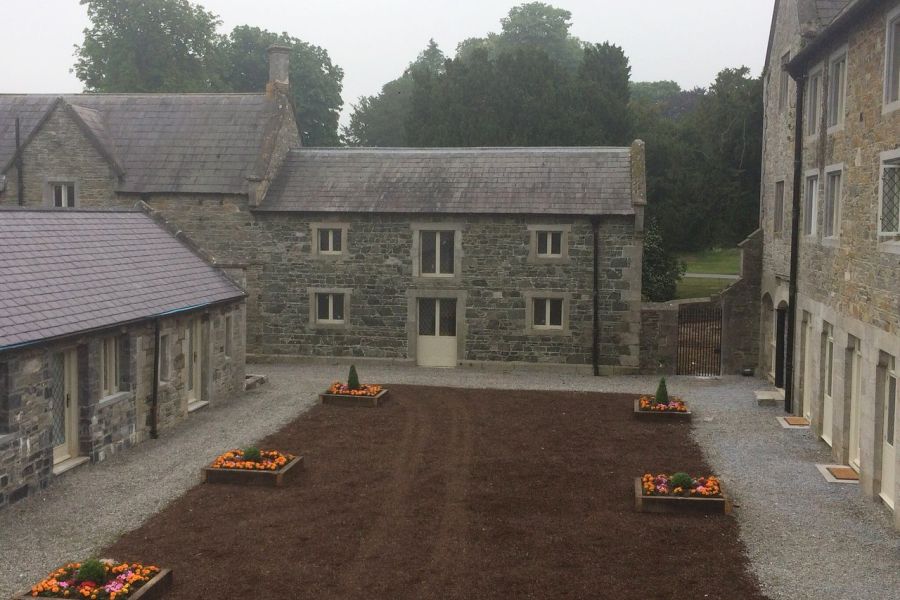 Kilkea Castle, Castledermot