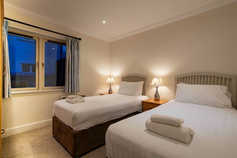 Schull Harbour Hotel - Schull