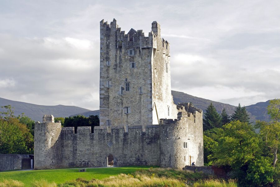 Ross Castle autorondreis Ierland B&B