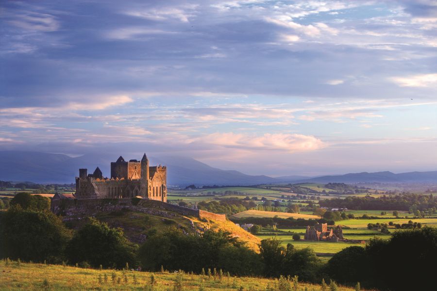 Rock Of Cashel autorondreis Ierland B&B