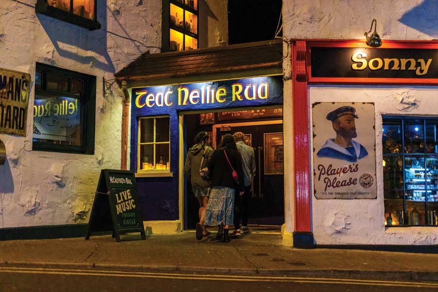 Pubs in Donegal, Hotel autorondreis Ireland NorthWest