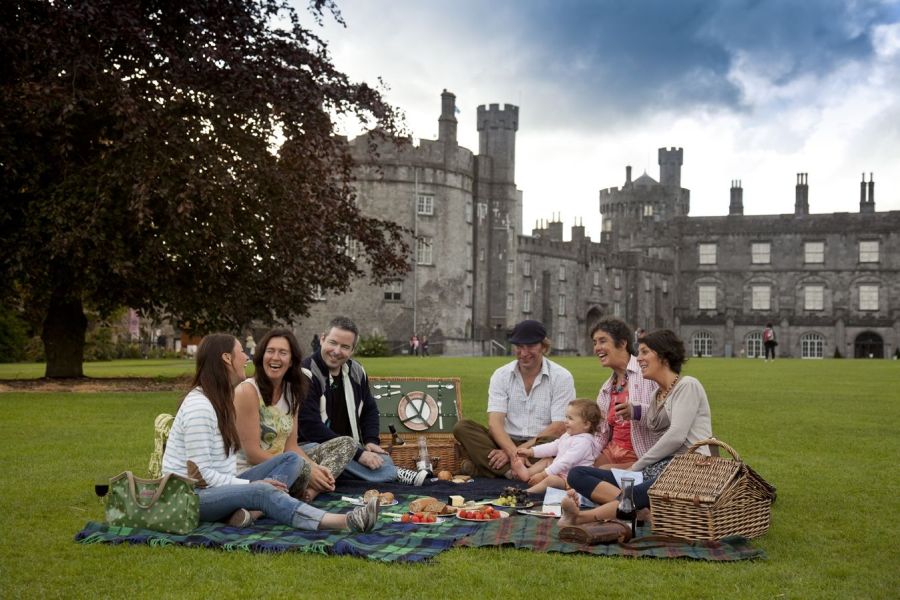 Kilkenny Castle Ierland rondreis met eigen auto en ferry