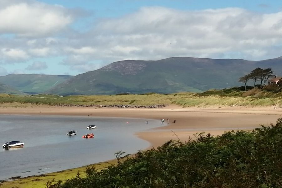 Dooks Beach, vliegreis Killarney met verblijf in een cottage