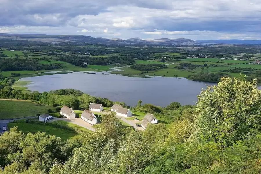Corofin Lake Cottages, Corofin