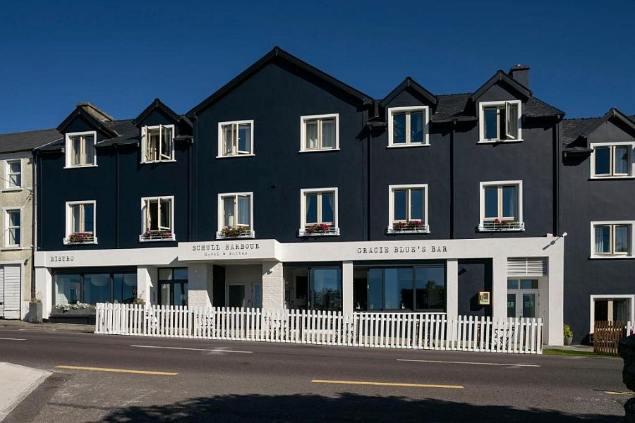 Schull Harbour Hotel - Schull