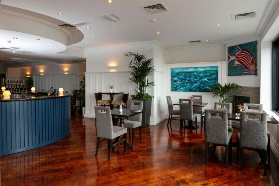 Schull Harbour Hotel - Schull