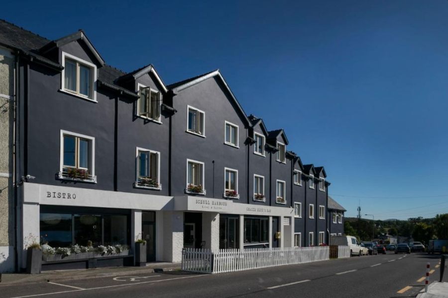 Schull Harbour Hotel - Schull