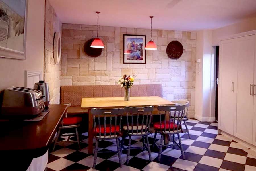 Eetkeuken 7-kamer cottage, Ryans Retreats