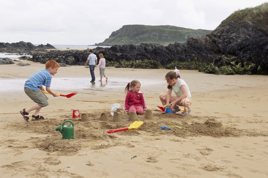 Strand autorondreis Ierland vakantiewoningen