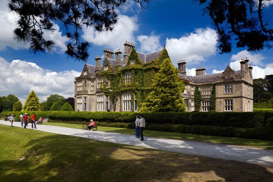 Killarney Muckross House autorondreis Ierland glamping