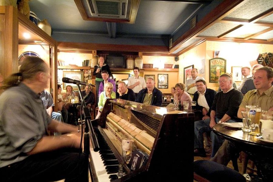 Pub autorondreis Ierland glamping