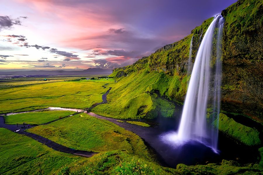 Seljalandsfoss, busrondreis IJsland