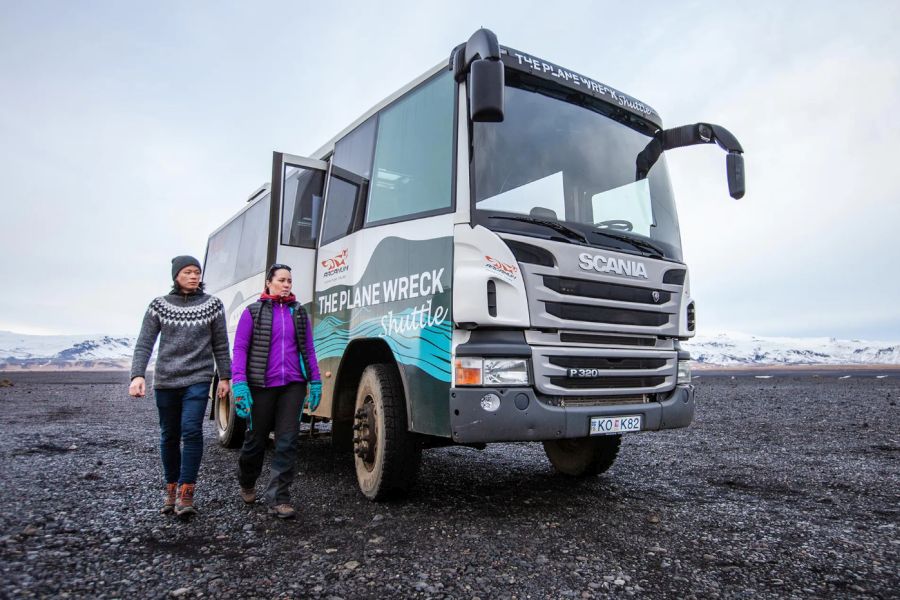 Shuttlebus Vliegtuigwrak Solheimasandur