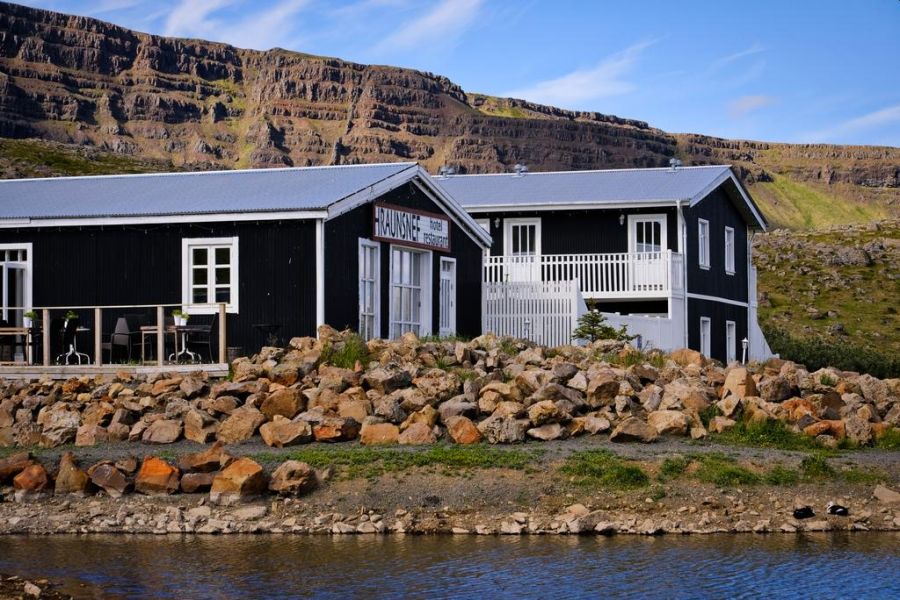 Hraunsnef Sveitahotel, Bifröst