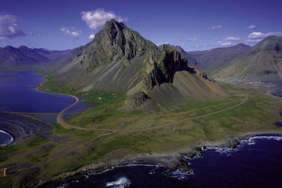 Hvalnes Autorondreis IJsland