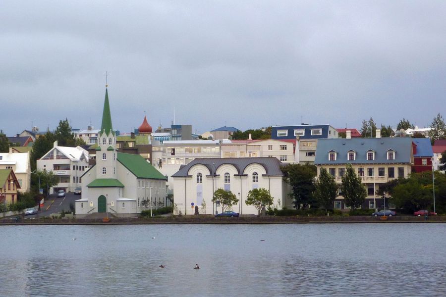 FlyBus transfers Keflavik Airport - Reykjavik