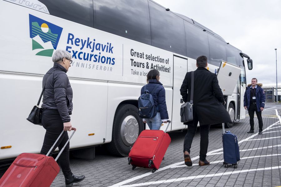 FlyBus transfers Keflavik Airport - Reykjavik