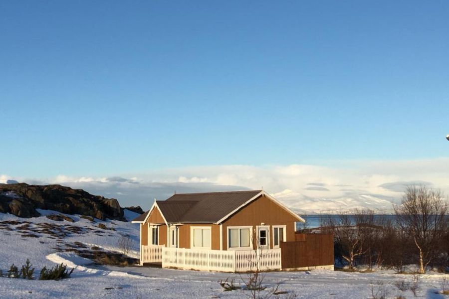 Vliegreis Akureyri, verblijf in cottage, Noord IJsland