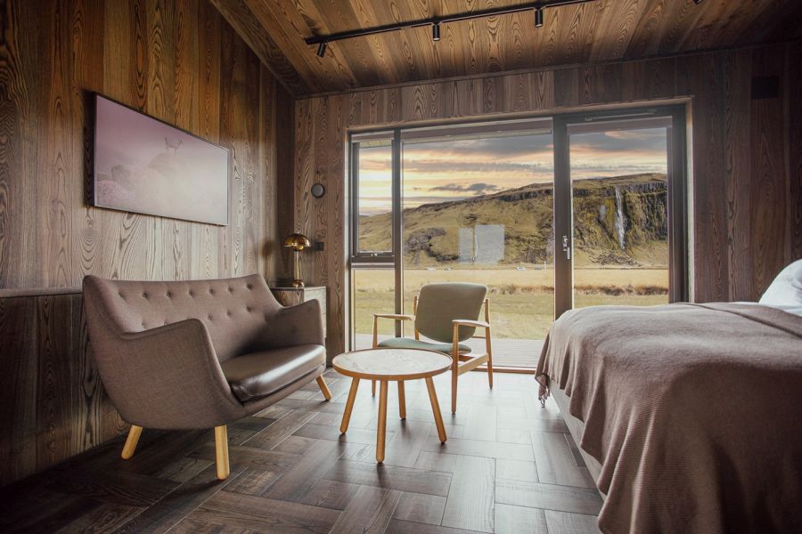 Seljalandsfoss Horizons studios