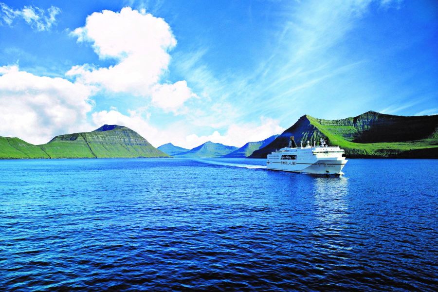 Farøer Eilanden, Smyril Line Autorondreis IJsland