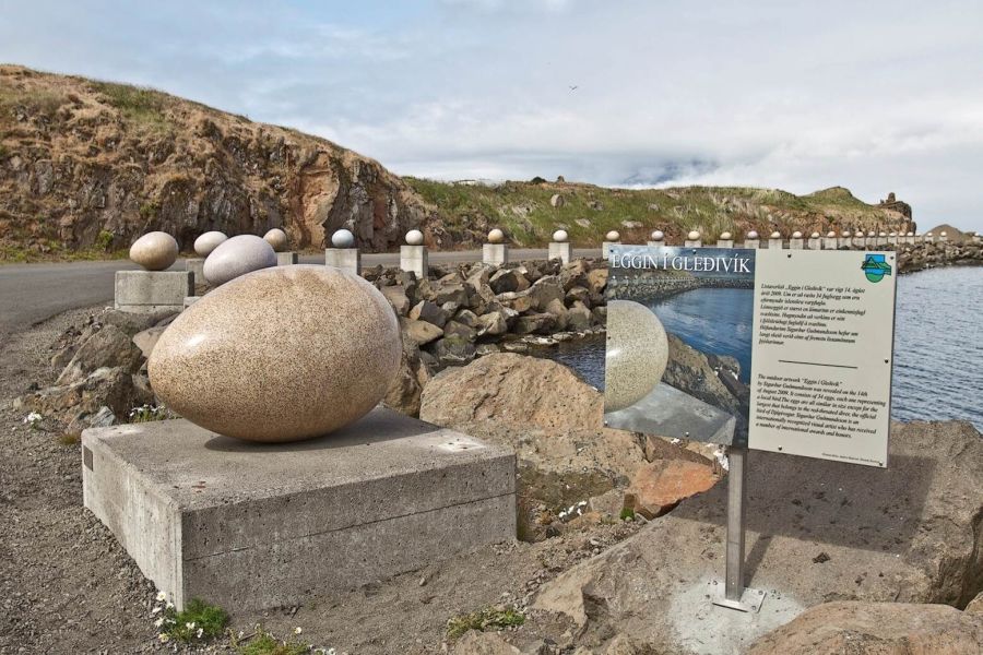 Djupivogur Eggs, Autorondreis IJsland