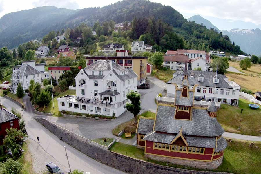 16-Daagse flydrive hotelrondreis Geweldig Noorwegen 2023