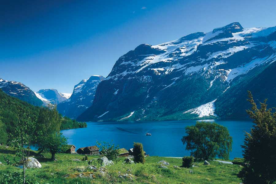 8-Daagse fly & drive hotelrondreis Noorse fjorden 2023