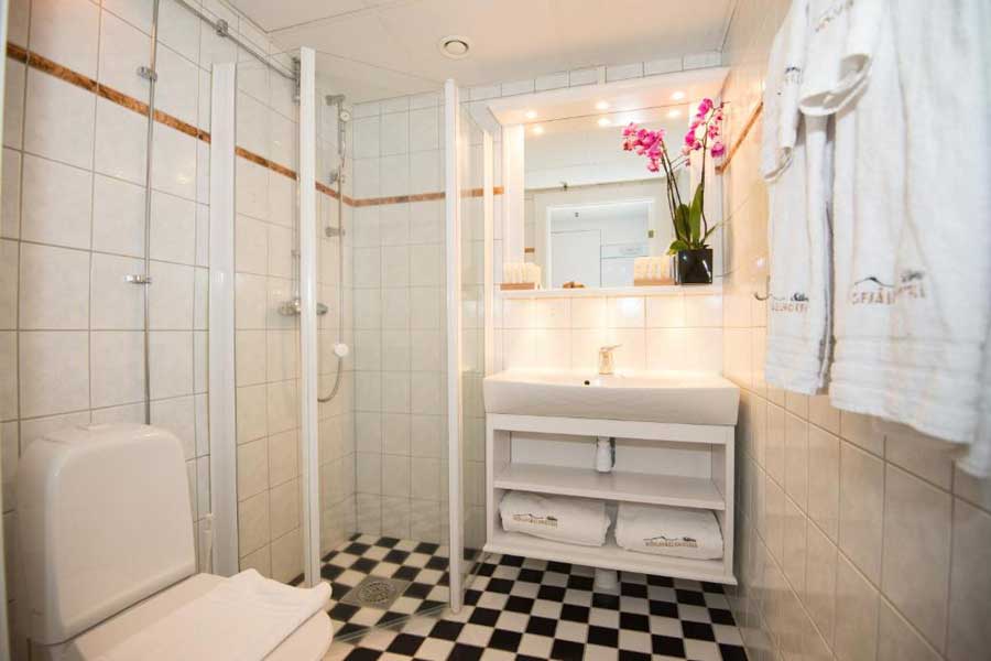 Badkamer in een hotelkamer van Sälens Högfjällshotel