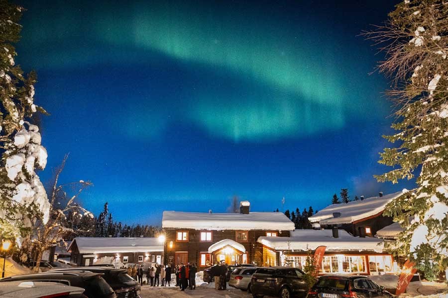 Olarsgården Hotel met het noorderlicht